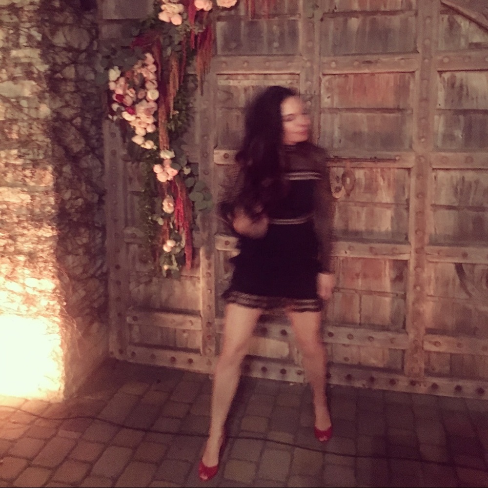 Meet your Posher, Tari